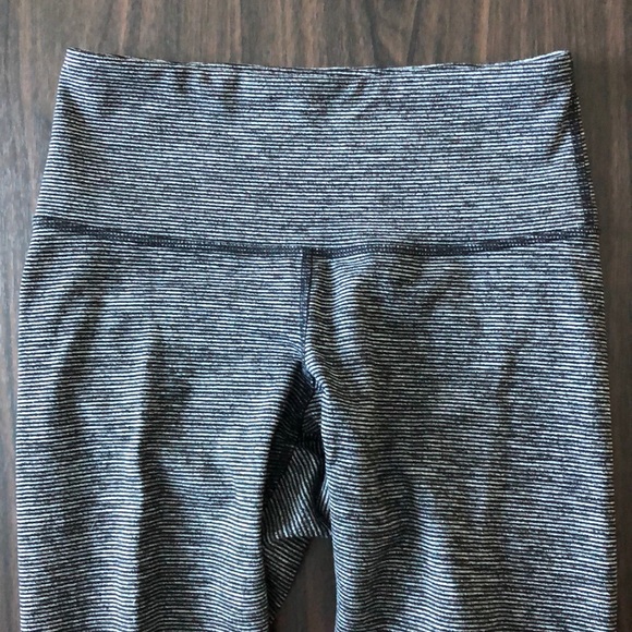 Old Navy High Rise Leggings yoga pants melange - Picture 3 of 7